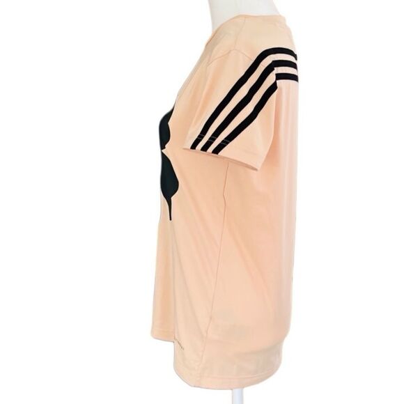 ADIDAS MARIMEKKO PRIMEGREEN AEROREADY TRAINING 3-STRIPES FLORAL GRAPHIC TEE - Picture 4 of 8